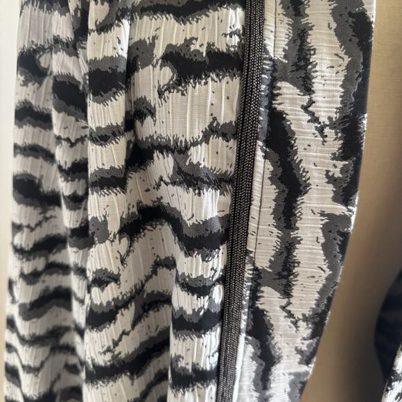 IC by Connie K Zebra Trapeze Swing Jacket Womens L Metallic Textured Lagenlook - Picture 10 of 16